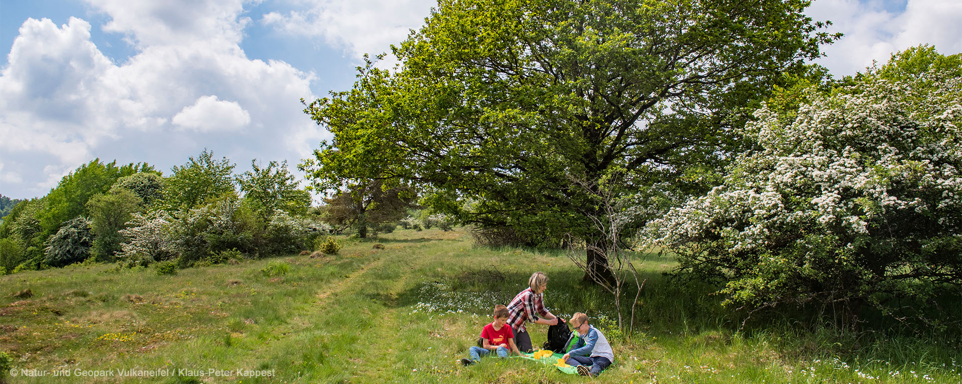 Wanderer picknicken in Demerather Umgebung